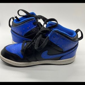 Nike Air Jordan 1 Mid Paint Splatter